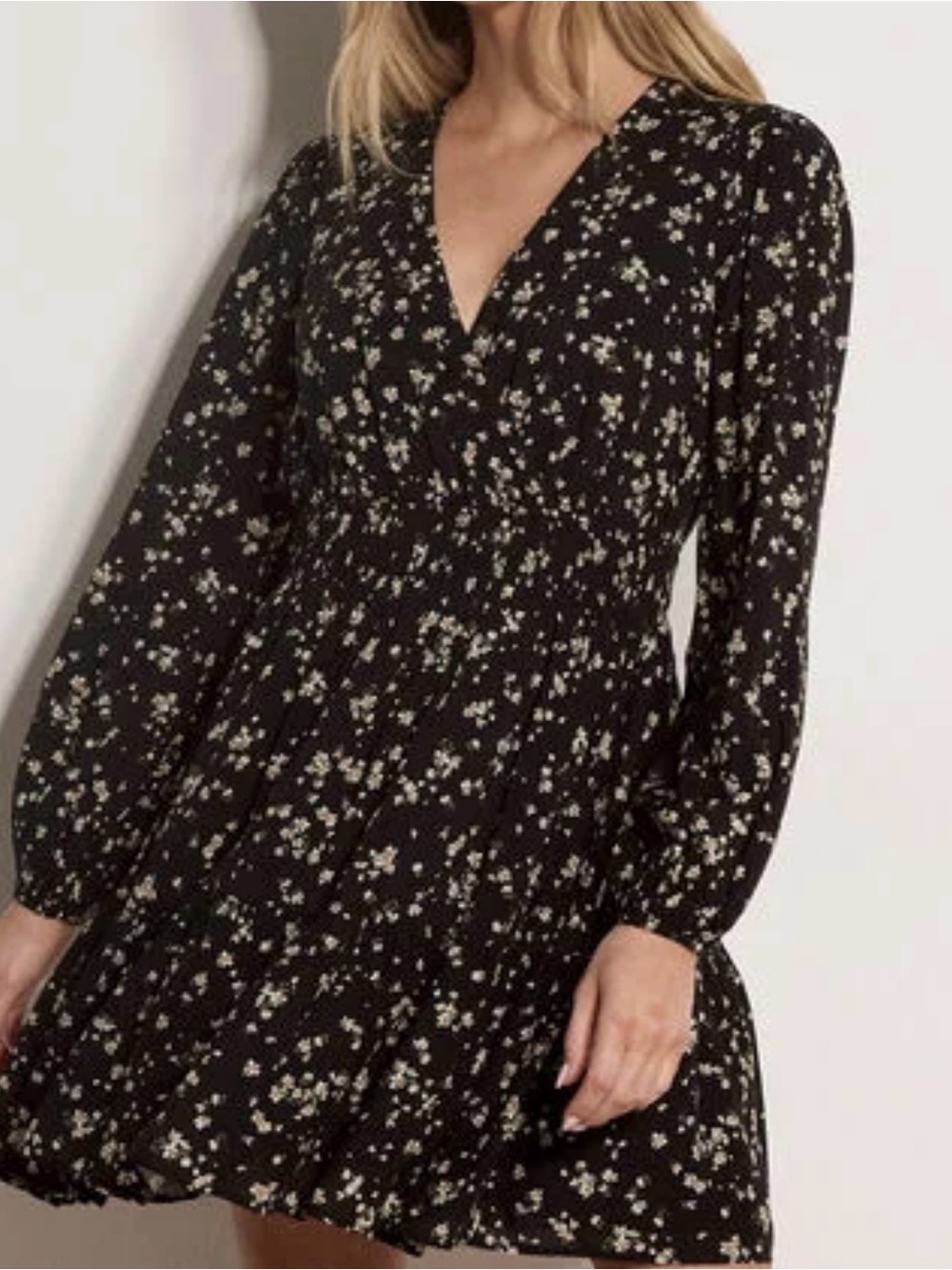 NWT Wishlist Apparel Black & White Floral Tie Waist Long Sleeve Dress MEDIUM